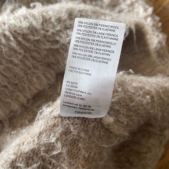 ANTHROPOLOGIE nubbly box cut v -neck sweater/nylon,31merino,poly/XL - Picture 4 of 7